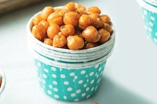 kid-a-licious maple-cinnamon roasted chickpeas