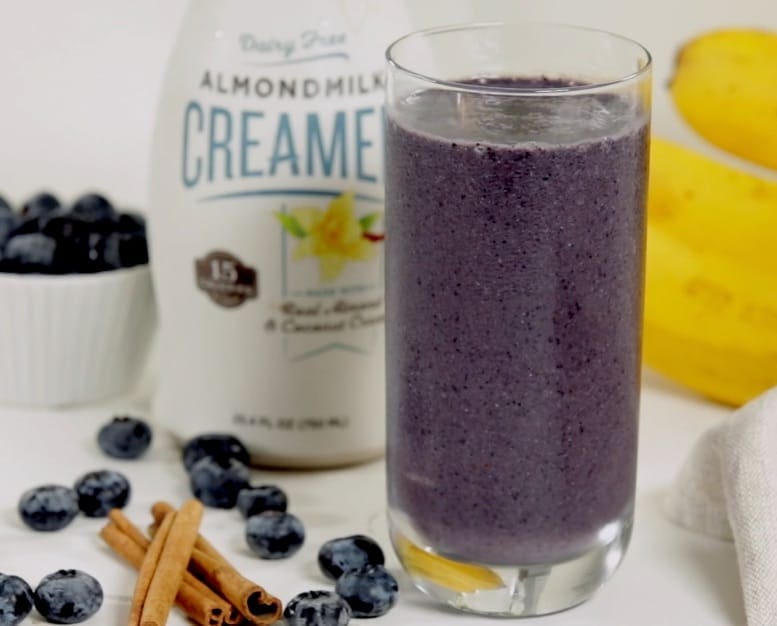 Cinnamon Blueberry Smoothie : The Better Nutrition Program